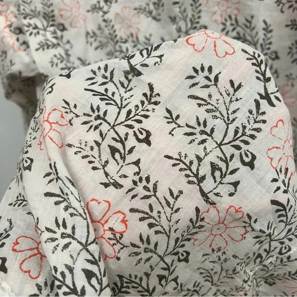 Anthropologie Enchanted Oversized Cotton Cream Floral Button Up Shirt size M/L - Picture 8 of 11